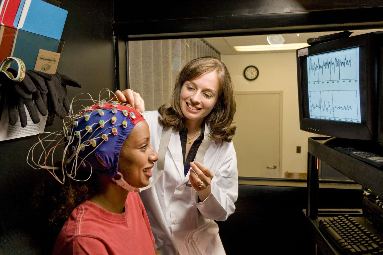 آشنایی با نوروتراپی: نوروفیدبک، TDCS و نقشه مغزی